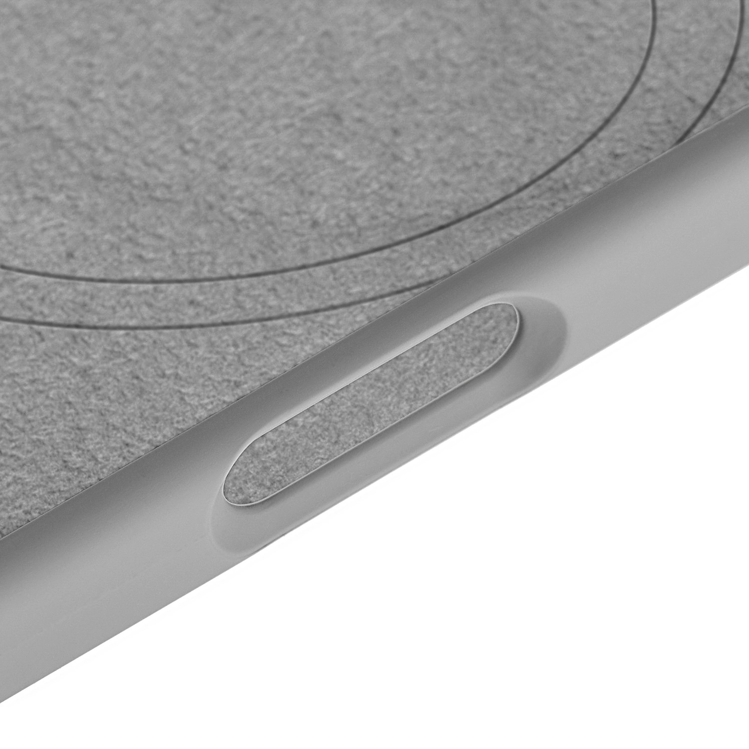 Фото Чехол защитный uBear Touch Mag Case для iPhone 17 MagSafe, светло-серый На фото изображено Чехол защитный uBear Touch Mag Case для iPhone 17 MagSafe, светло-серый