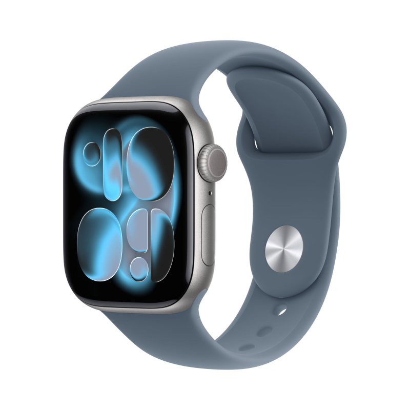 На фото изображено Apple Watch Series 11, 42 мм, корпус из алюминия цвета «Серый космос», спортивный ремешок, размер S/M