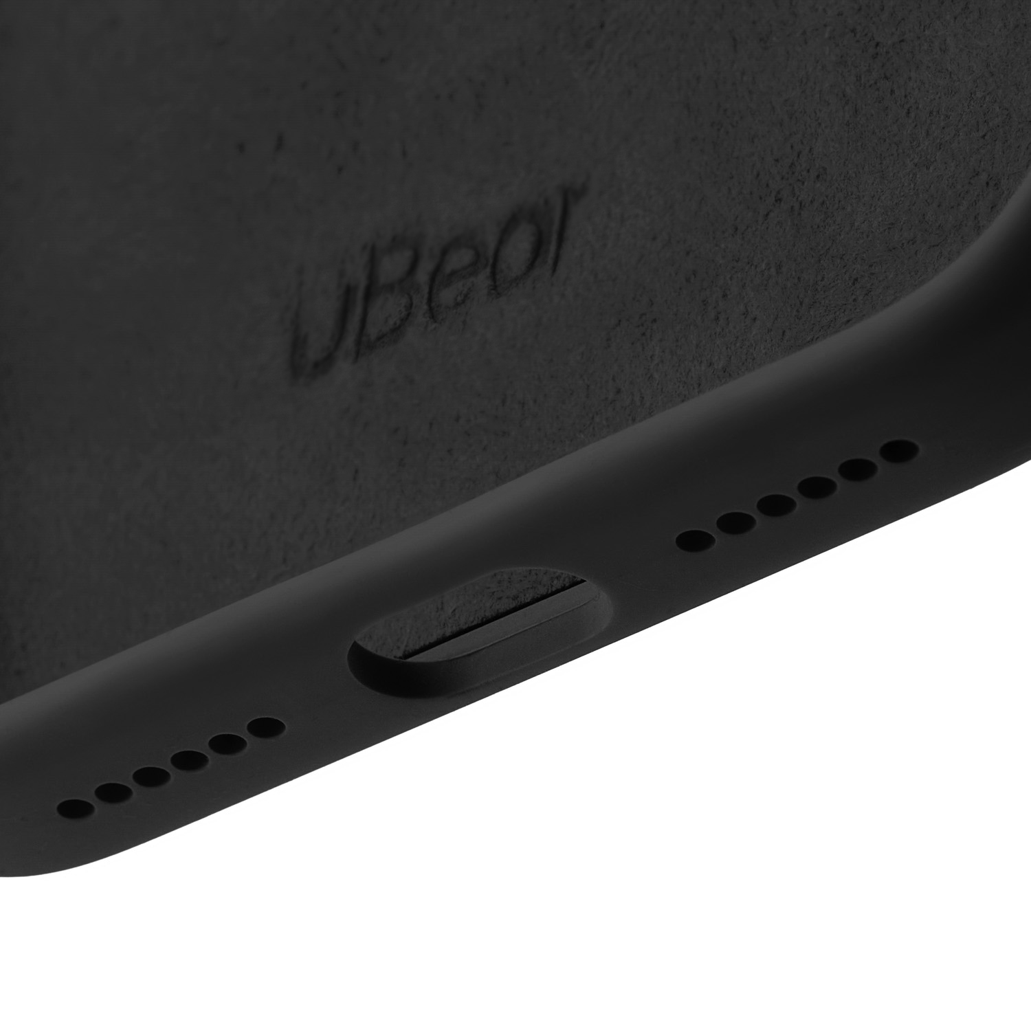 На фото изображено Чехол защитный uBear Touch Mag Case для iPhone 17 Pro Max, MagSafe, черный